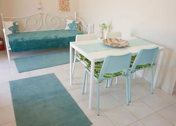 דירה Themelina *