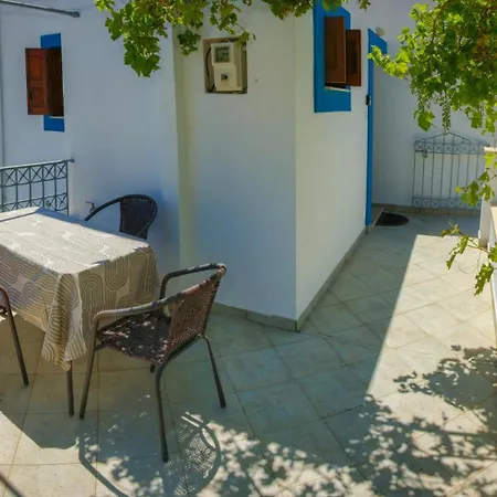 Apartment Themelina Emborios