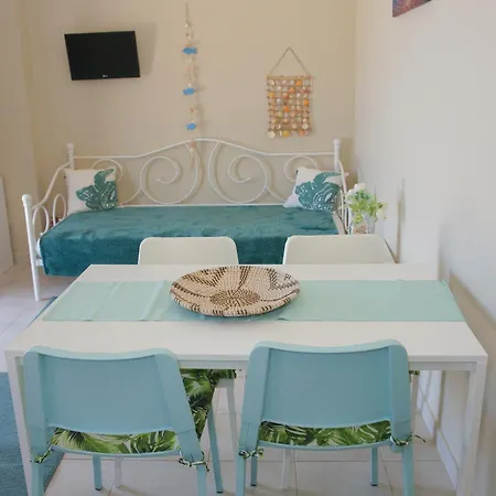 Apartment Themelina *
