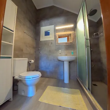 Apartment Themelina Emborios