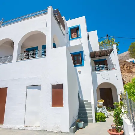 Apartment Themelina Emborios